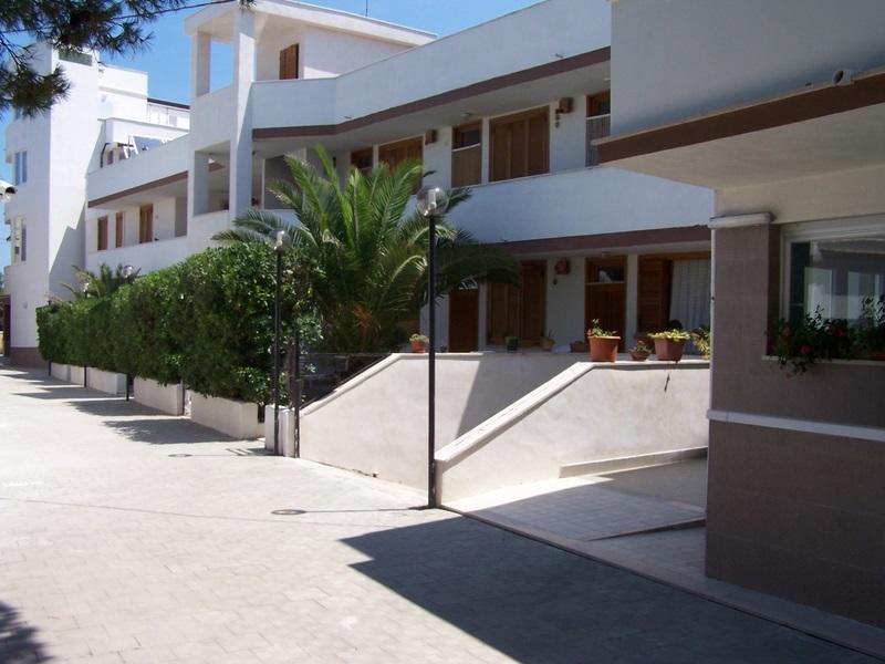 Residence Milano Кьеути Экстерьер фото