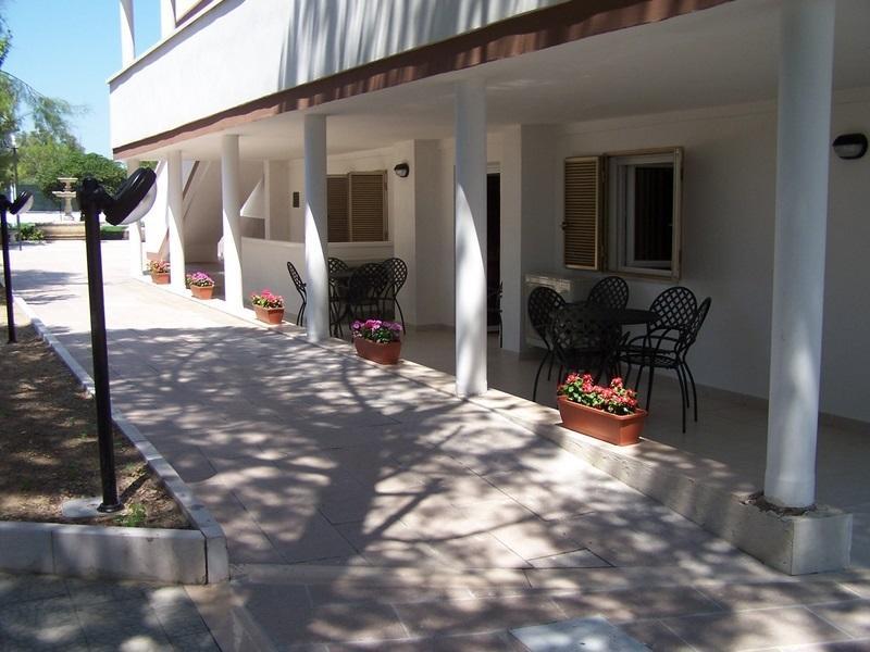 Residence Milano Кьеути Экстерьер фото